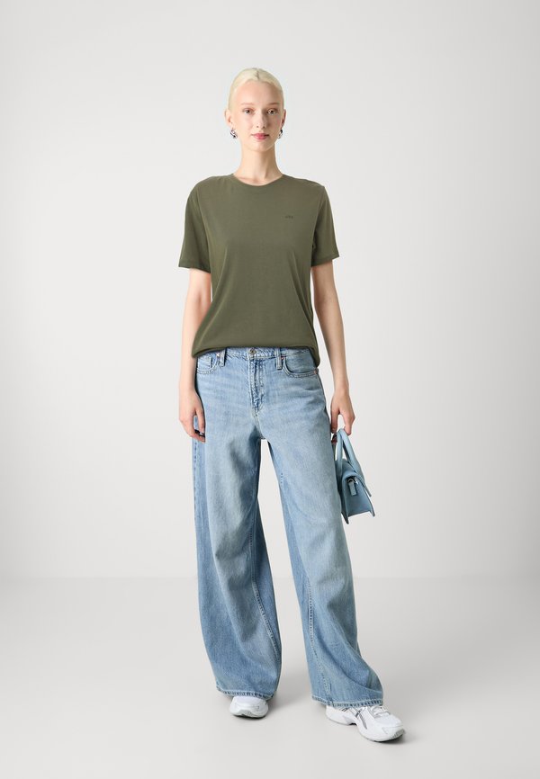 JXANNA EVERY LOGO TEE - Print T-shirt - grape leaf4