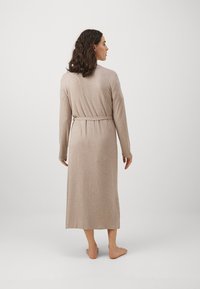 Anna Field Morgonrock - off-white
