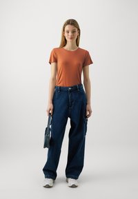 GAP CREW - T-Shirt basic - baked clay
