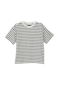 Camiseta de algodón con rayas horizontales en navy y blanco, mangas cortas, cuello redondo y un corte holgado. Textura suave y diseño informal.