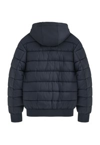 Giacca a vento blu navy con cappuccio, caratterizzata da un design trapuntato, polsini elastici e orlo a costine. Texture liscia con imbottitura orizzontale.