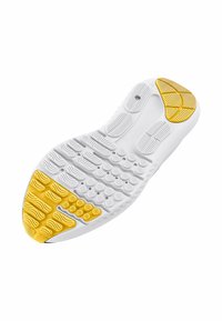 Semelle de chaussure avec une base en caoutchouc blanc, des accents de traction jaunes, des surfaces de prise texturées et des rainures à motifs pour la flexibilité et la traction.