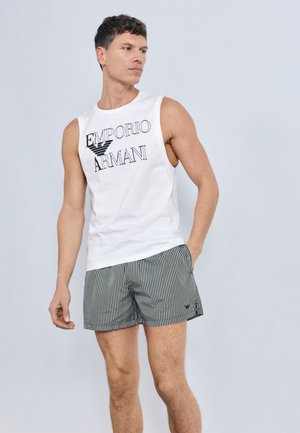 - Koszulka do spania