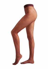 Collants en résille marron avec un motif en losanges ; matériau transparent, taille élastique, forme ajustée, texture lisse et design ouvert à l'orteil.