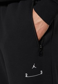 Jordan Träningsbyxor - black