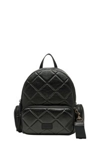 Zaino strutturato nero realizzato in materiale sintetico. Presenta una forma arrotondata, tasca frontale con zip e maniglia superiore. Accenti in hardware dorato.