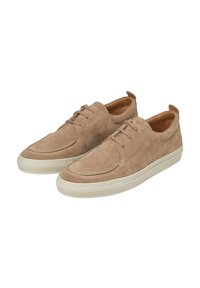 NICOSIA - Sportieve veterschoenen - noce suede