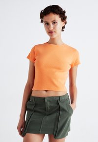 Denim Project CROPPED - Navadna majica - autumn sunset