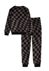 Conjunto de pijama de franela a cuadros en negro y gris, que incluye una camiseta de cuello redondo de manga larga y pantalones a juego con puños elásticos.
