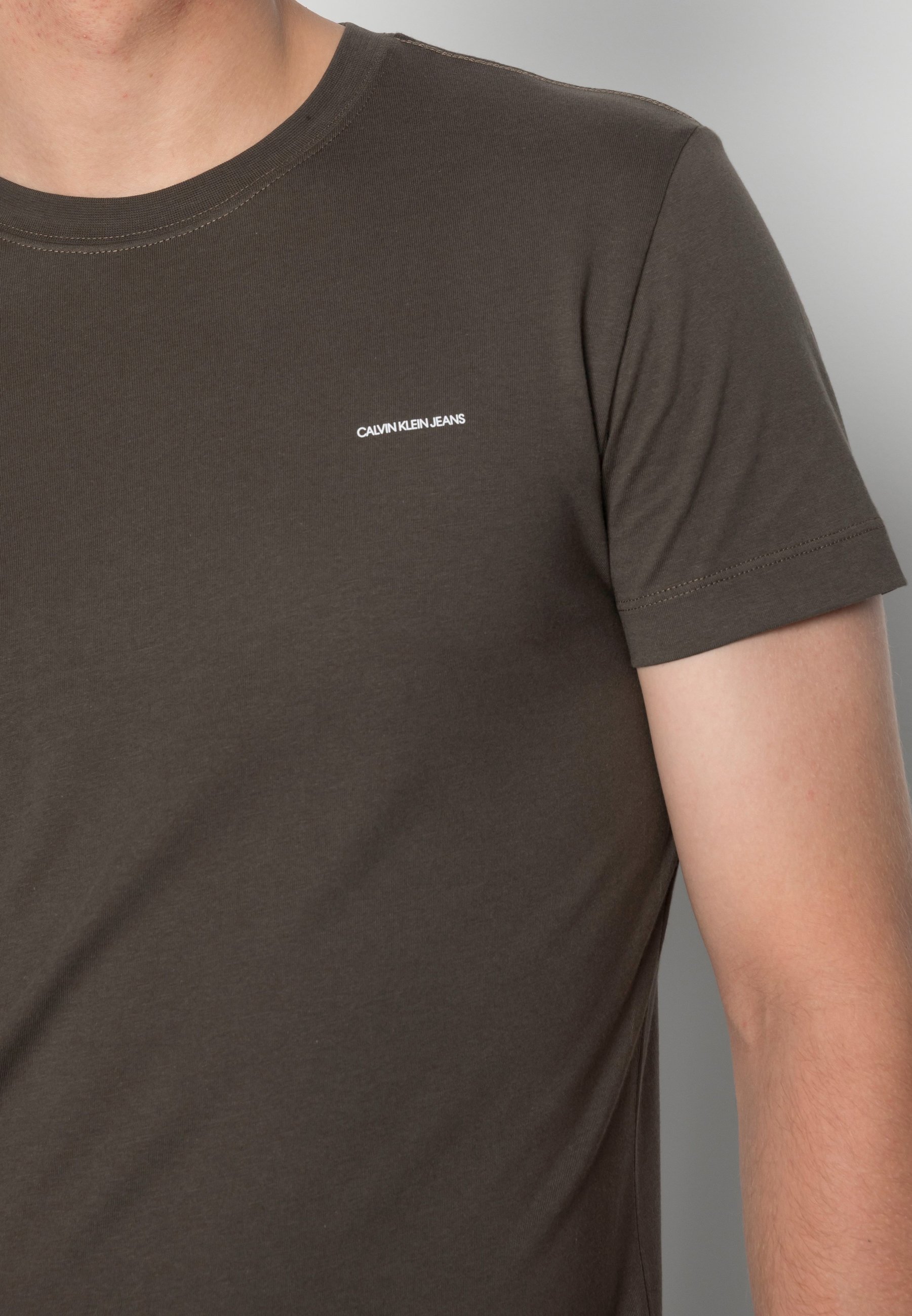calvin klein plain black t shirt