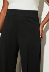 Lipsy HIGH WAIST WIDE LEG TAILORED - Broek - black