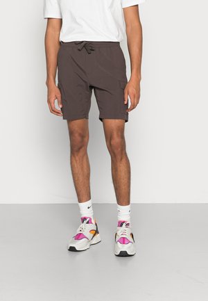 Shorts - brown