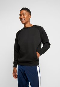 Urban Classics - RAGLAN ZIP POCKET CREW - Sweatshirt - black Miniaturebillede 1