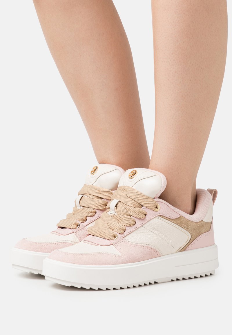 MICHAEL Michael Kors RUMI LACE UP Chaussures de skate pink/rose ZALANDO.BE