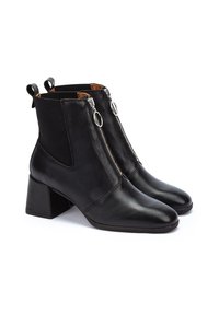 Pikolinos SEVILLA - Botines - black