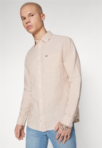 Thumbnail Image 4