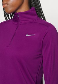 Nike Performance DRI-FIT PACER - Camisola de manga comprida - viotech/silver