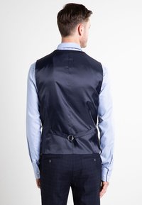 Thumbnail Image 3