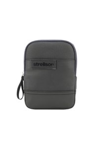 Borsa Strellson nera realizzata in pelle strutturata e materiale liscio, con chiusura a zip, manico laterale e logo sul davanti.