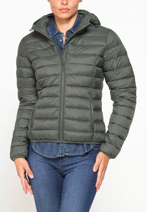 Carrera Jeans, PADDED JACKET WATER-RESISTANT - Giacca invernale - dark green