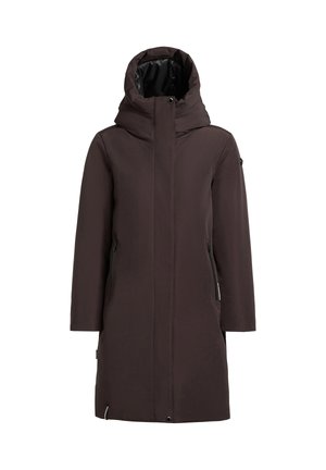 Lang mørkebrun parka med høj krave, lynlås-lommer og en blød overflade. Har hætte og et slankt, minimalistisk design.