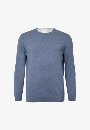 Blaues Strickpullover, runder Halsausschnitt, lange Ärmel, gerippte Bündchen und Saum, leichtes Material, kleines Logo auf der Brust, lässiges Design.