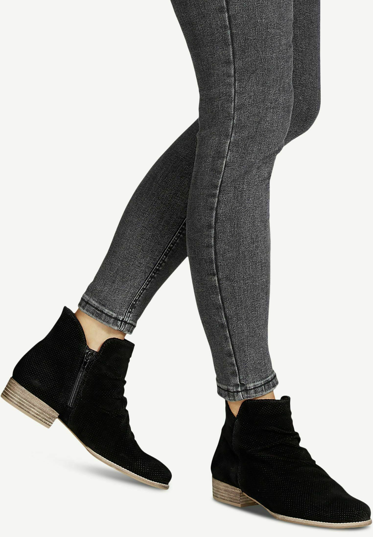 Tamaris Botines bajos - black/negro - Zalando.es