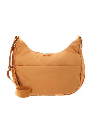 Sac bandoulière de taille moyenne en orange avec texture, doté d'une sangle réglable, d'une poche zippée à l'avant et d'une fermeture éclair incurvée sur le dessus.