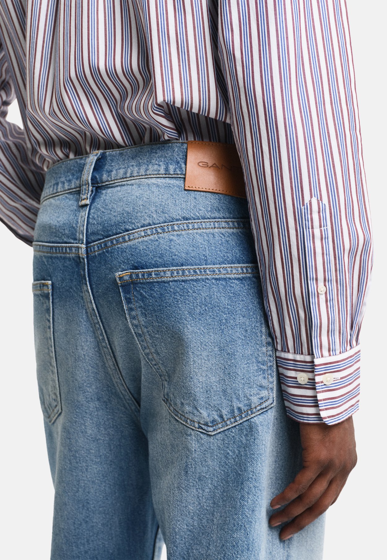 REGULAR FIT STRIPED POPLIN