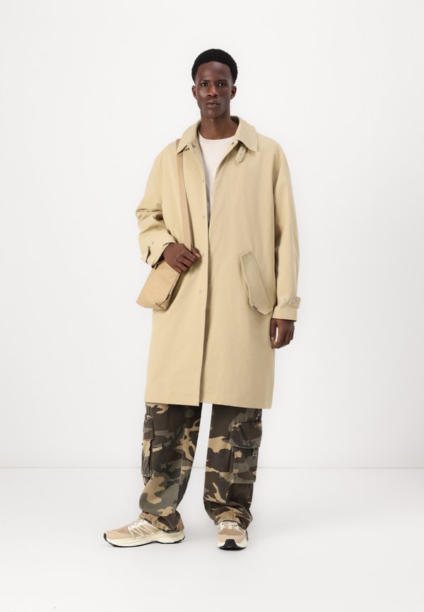 YALENA UNISEX - Trenchcoat - beige4