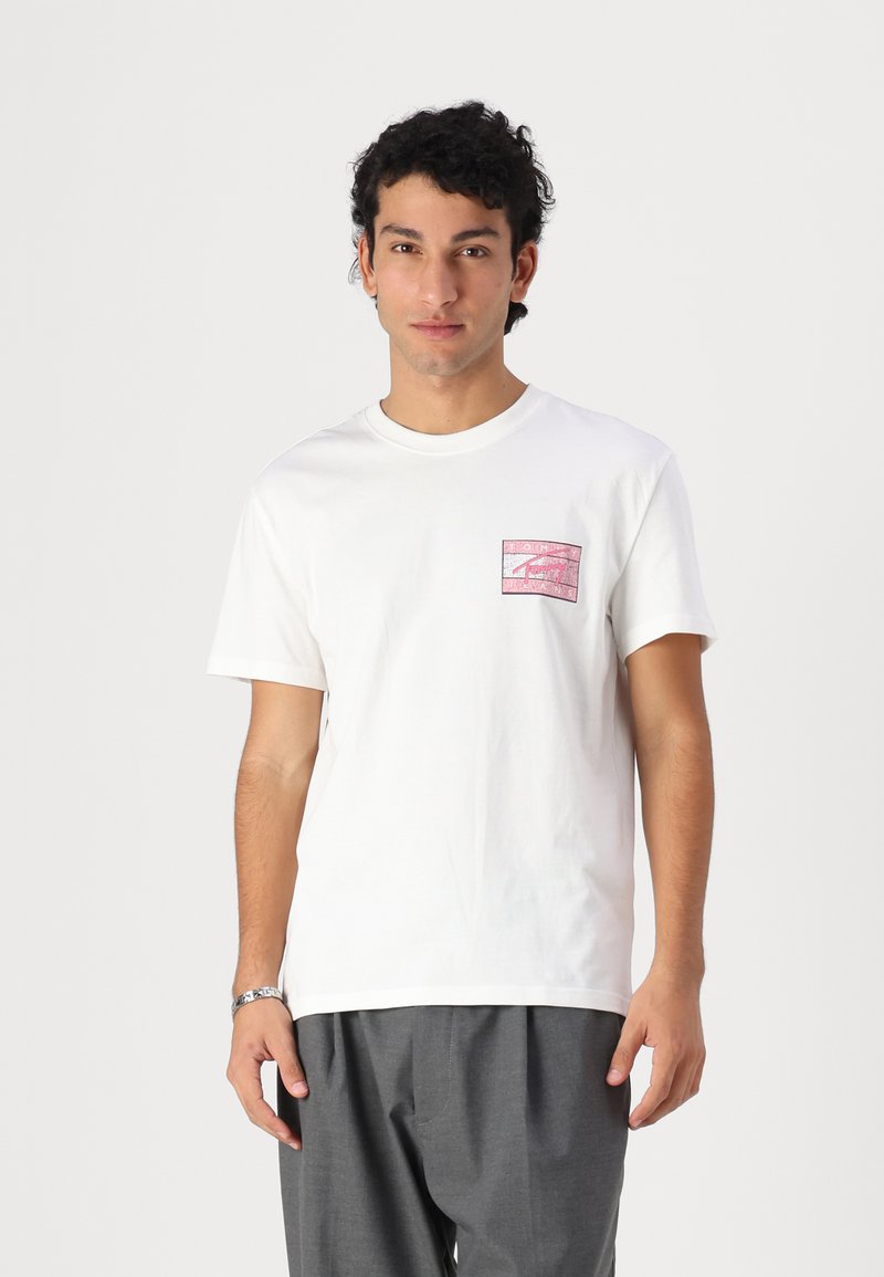 Tommy Jeans - FLAG TEE - Marškinėliai su spaudiniu - ecru, Padidinti