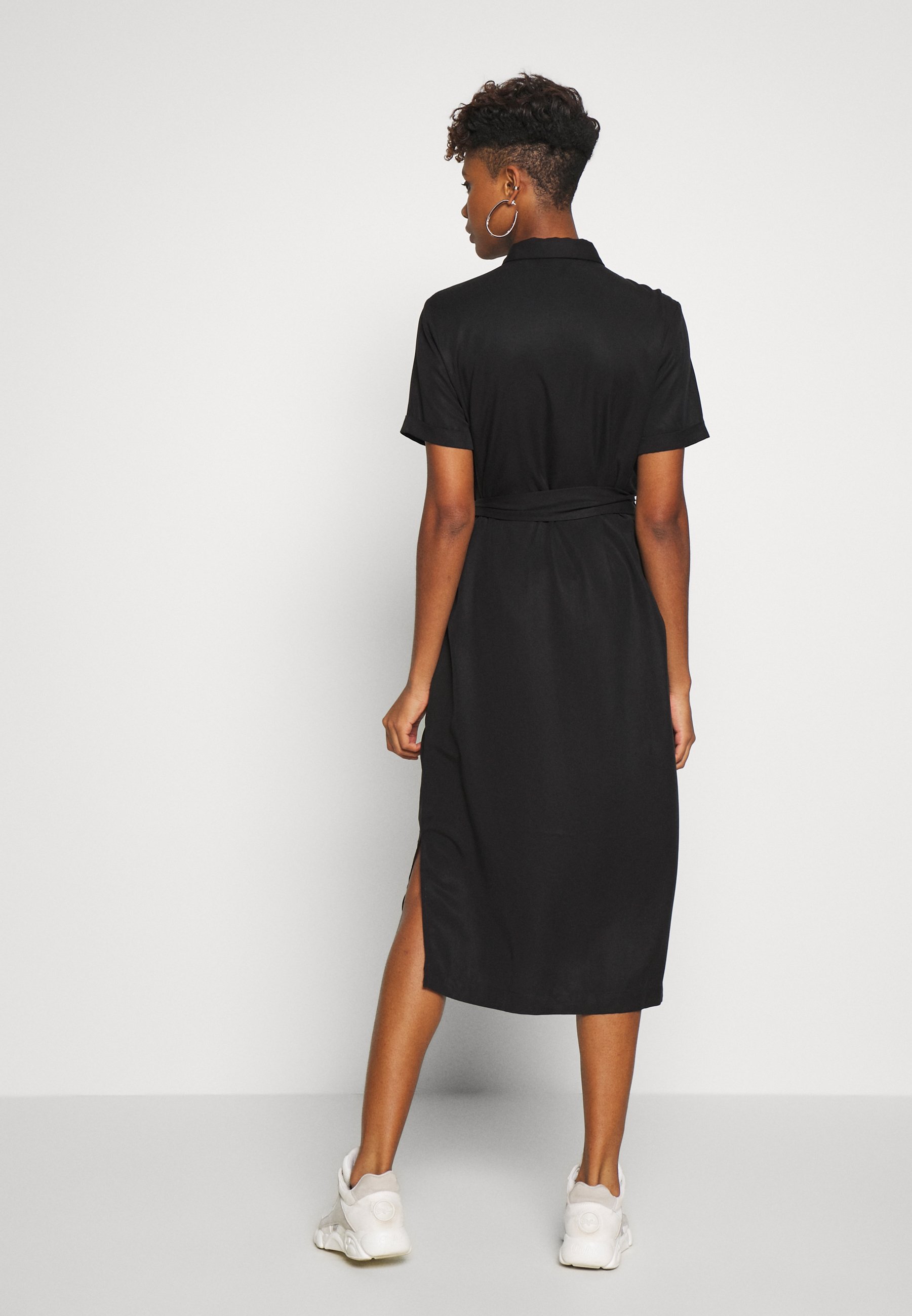 Object OBJTILDA ISABELLA SS DRESS NOOS Skjortekjole Object OBJTILDA ISABELLA S/S DRESS NOOS - Skjortekjole - black