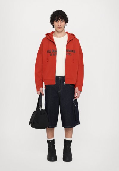 Les Benjamins RELAXED ZIP HOODIE  - Zip-up sweatshirt - burnt crimson