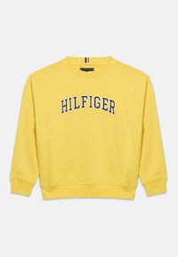 Δεν επιλέχθηκε, yellow dahlia