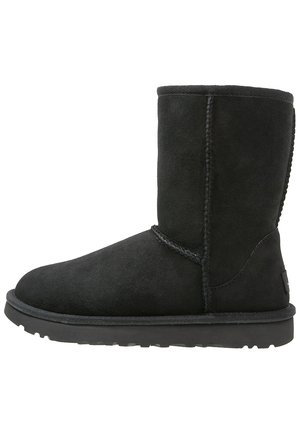 UGG CLASSIC SHORT - Støvletter - black