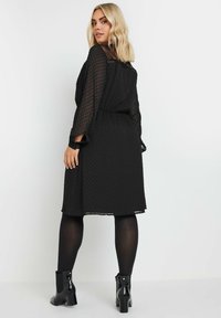 Thumbnail Image 3