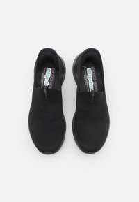 Skechers Wide Fit ULTRA FLEX 3.0 - Slippers - black