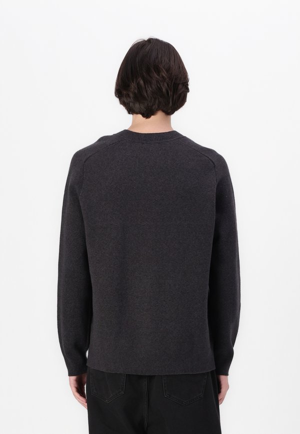 CASHSOFT V NECK - Jumper4