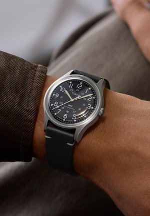 Timex MK-1 AUTOMATIC - Orologio - black