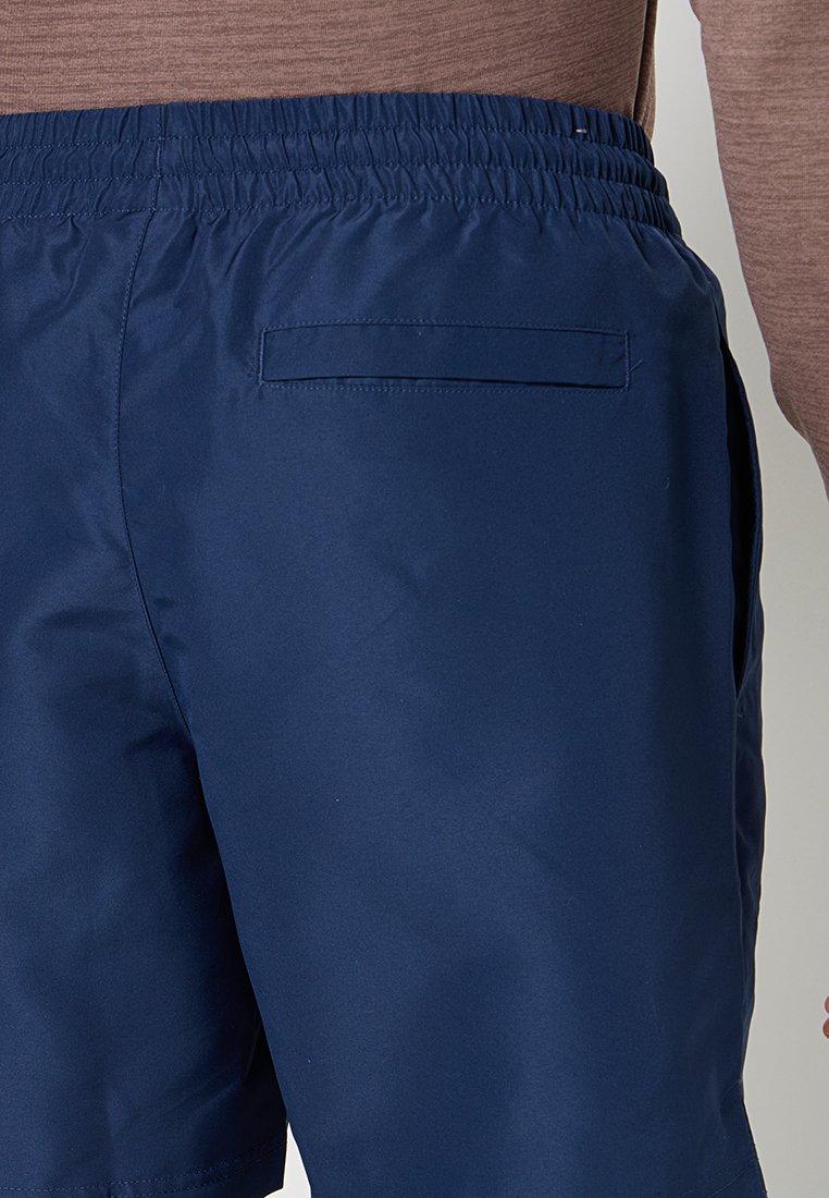 Kurze Sporthose