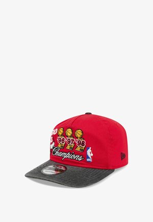 New Era, 19TWENTY HWC CHICAGO BULLS - Cap - red