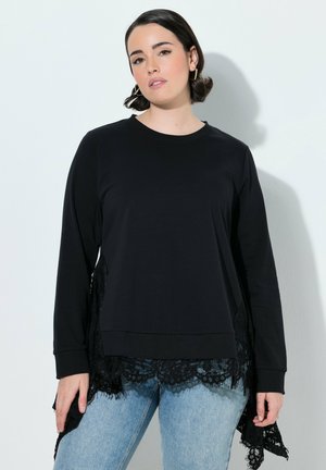 Ulla Popken, LAYERED LACE POINTED HEM SWEATSHIRT - Sudadera - black
