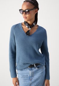 Marc O'Polo LONGSLEEVE V NECK - Πουλόβερ - hazy blue