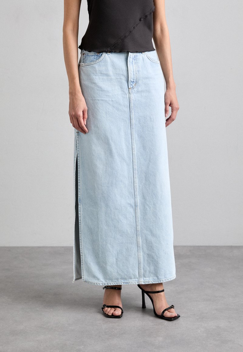 Agolde - ASTRID SLICE SKIRT - Džinsa auduma svārki - bleached pale indigo, Palielināt