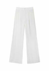 Pantalones de pierna ancha blancos, hechos de una tela ligera, que presentan pliegues, un cierre de botón y un diseño sin estructura.