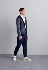 ASPESI GIUBBOTTO TANG HOOD - Veste mi-saison - bicolore blue