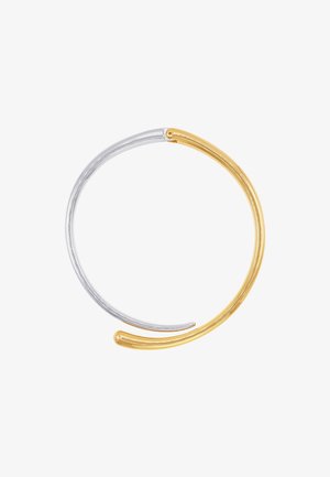 Metallarmband mit einem gedrehten Design, das eine Silber- und Golddetails aufweist. Die glatte Textur und die geschwungene Form unterstreichen jede Farbe.