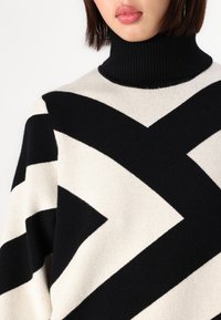 Object OBJRAY ROLL NECK  - Strikkegenser - black