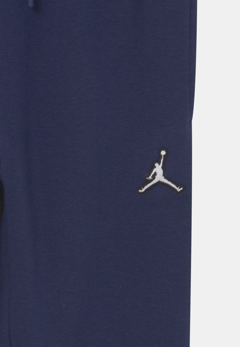 navy blue jordan pants