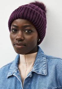 Next POM - Pipo - aubergine purple